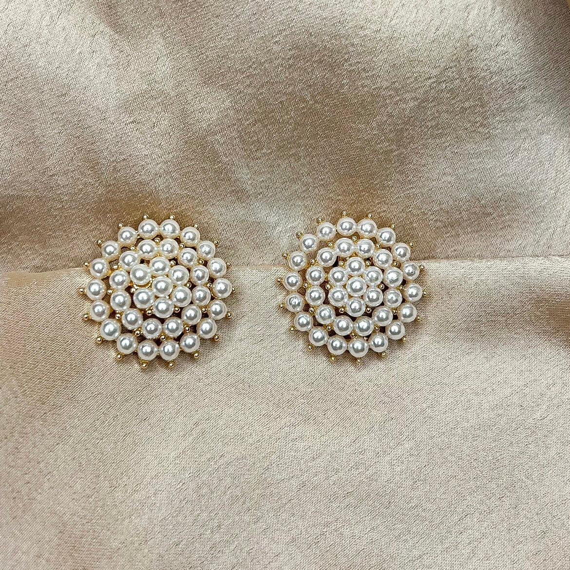 Chic pearl | earrings