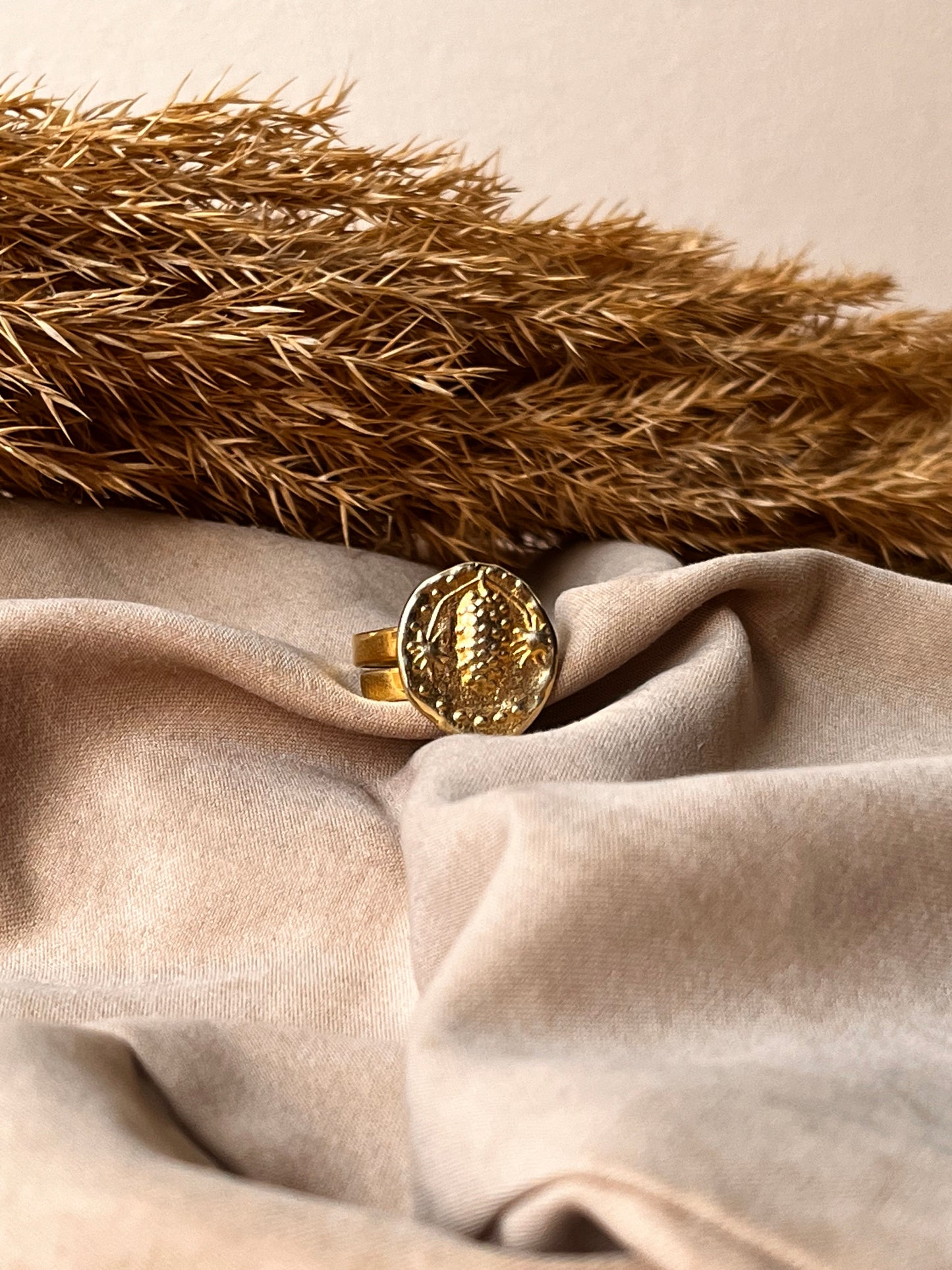 Stafilos 2 sizes | ring