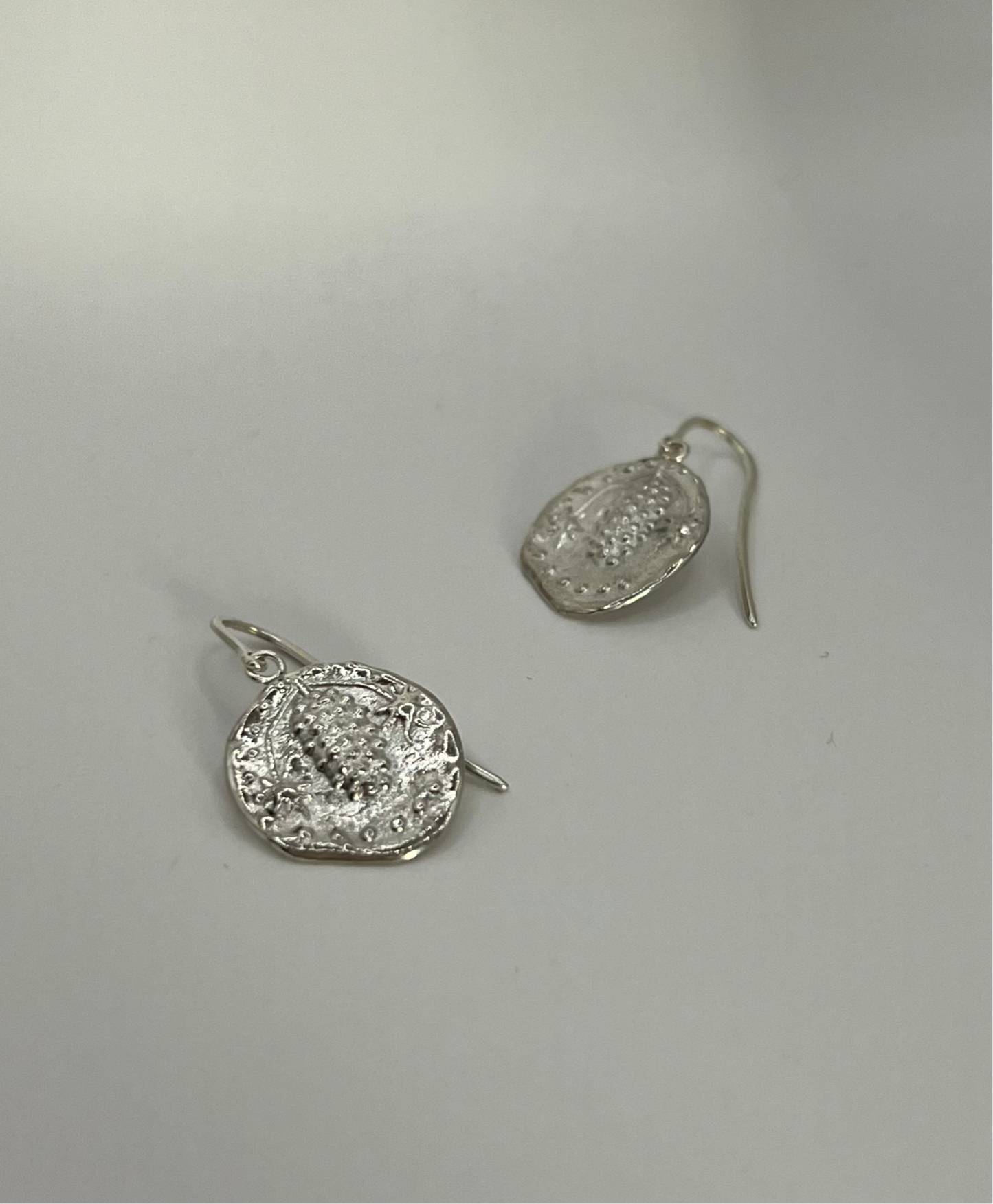 Hook Stafilos | earrings