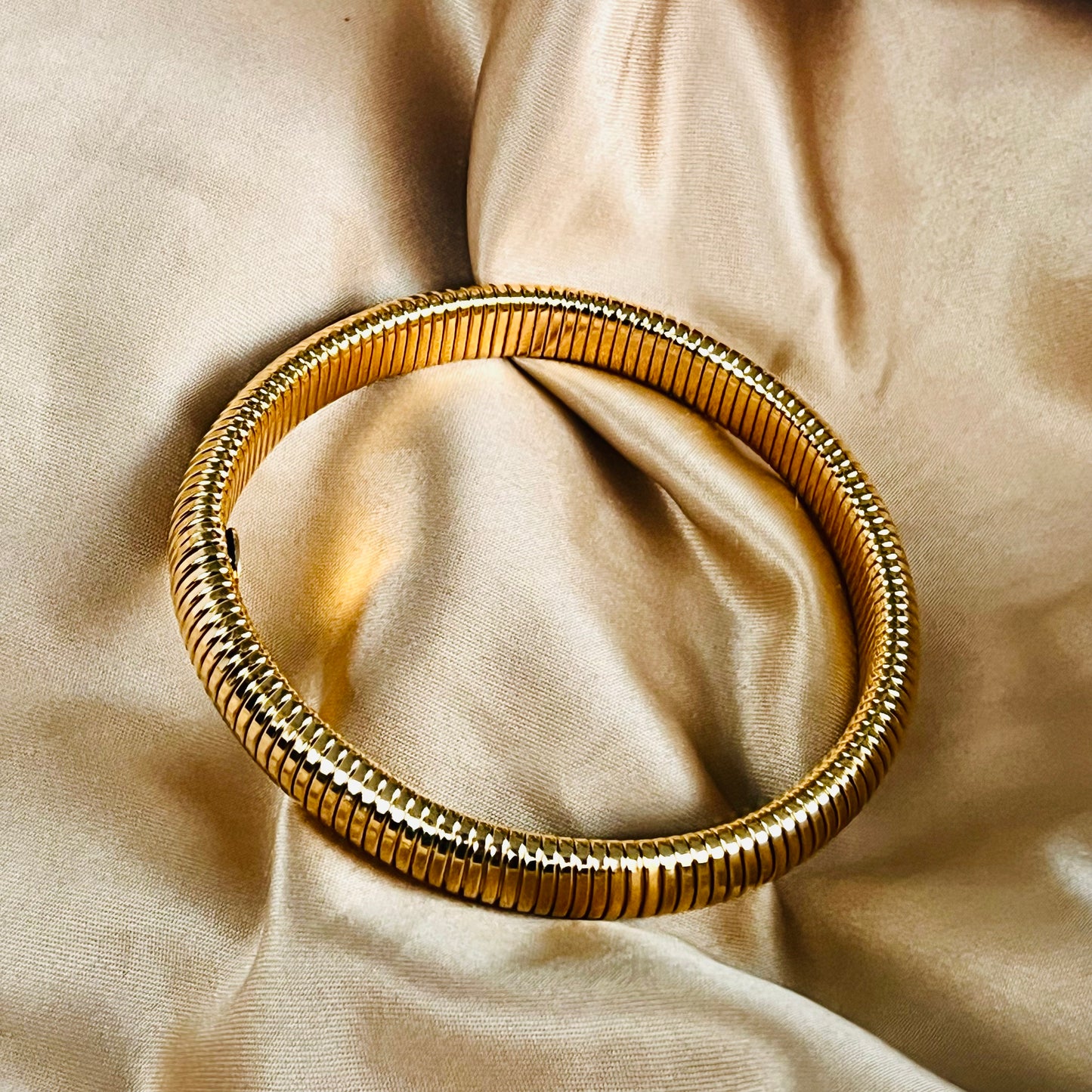Serpent Bangle | bracelet