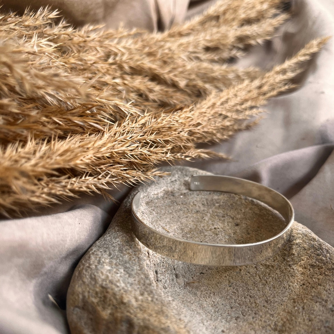 Shine Bangle | bracelet