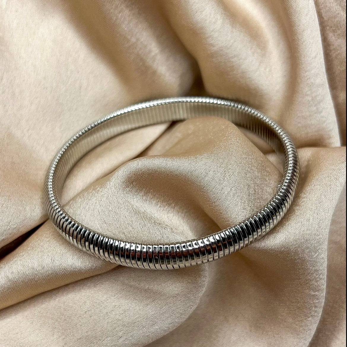Serpent Bangle | bracelet