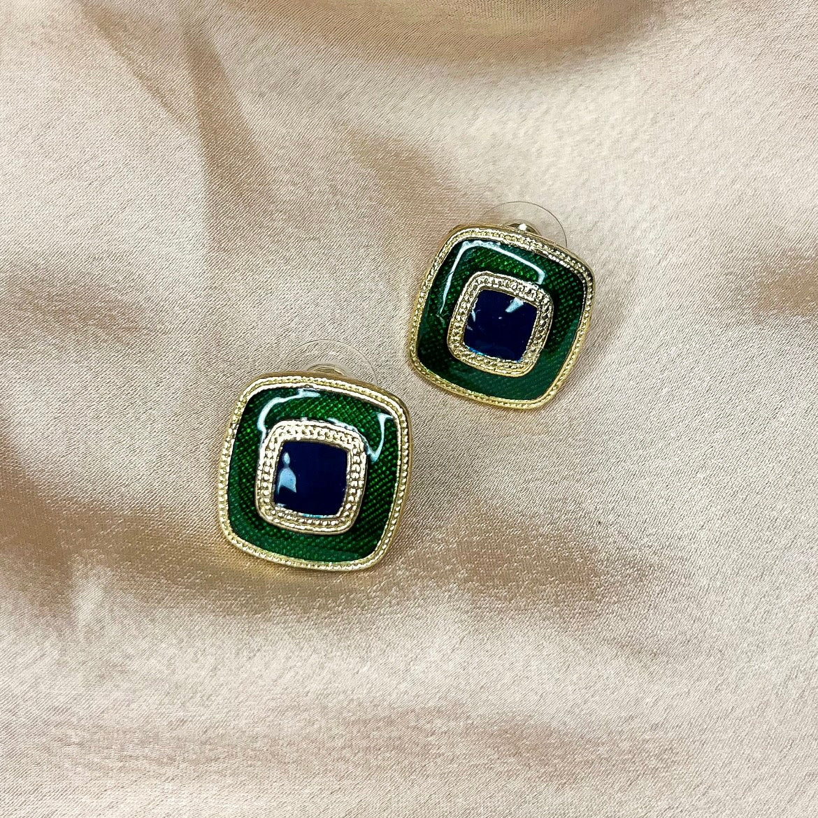 Blue in green | earrings